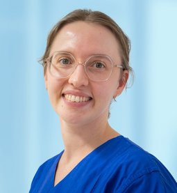 Porträtbild der Hebammensprecherin Rebecca Kunz