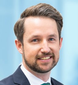 Porträtfoto des Chefarztes PD Dr. Florian Brettner